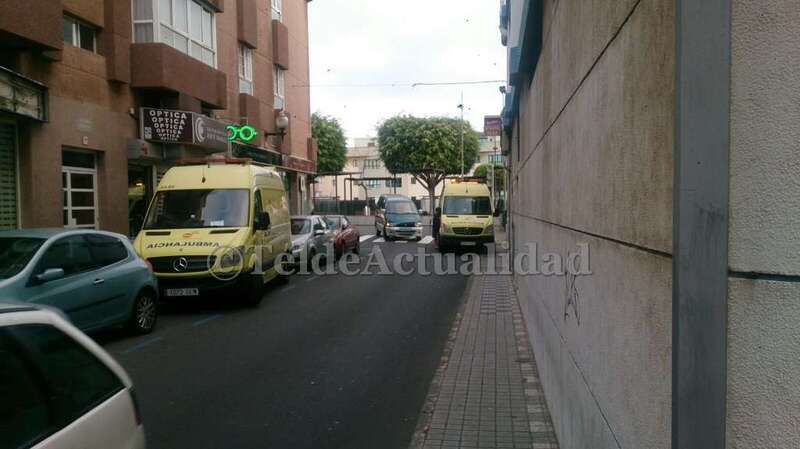 Dos ambulancias del SUC se desplazaron al lugar del suceso (Foto TA)