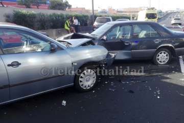 Accidente múltiple en la GC-1 con siete vehículos implicados (Foto TA)