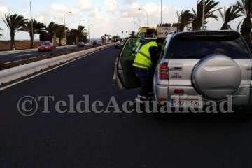 Tres heridos en una colisión por alcance en la Avenida del Cabildo (Foto TA)