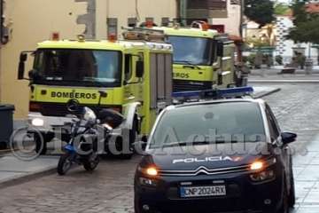 Incendio en un solar del sector histórico de San Juan (Foto TA)