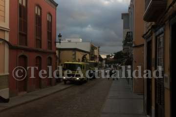 Incendio de un solar de San Francisco de Telde (Foto F. Ojeda)