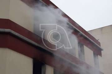 Incendio en un edificio abandonado alarma al vecindario de Picachos (Foto TA)