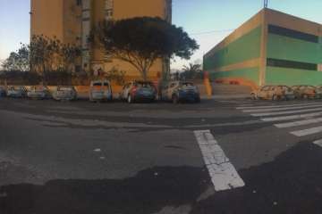 Arden más de 25 vehículos en el Valle de Jinámar (Foto TA)