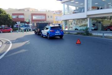 Un pasajero herido en una colisión de dos vehículos en El Calero (Foto TA)