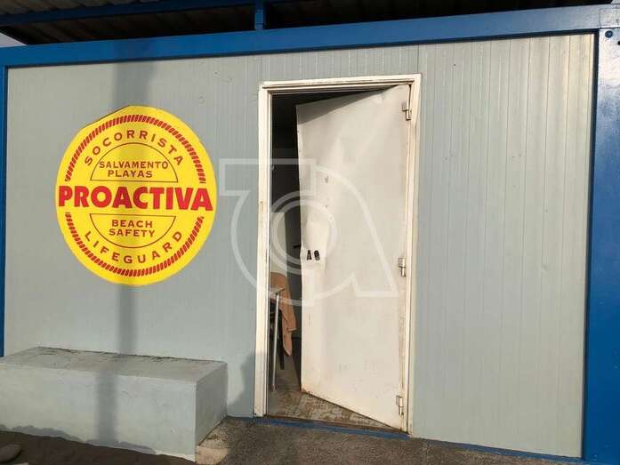 Imagen del puesto de socorro de Hoya del Pozo tras el asalto sufrido en las últimas horas (Foto TA)