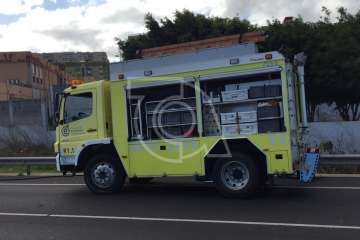 Grave choque frontal entre dos vehículos en la circunvalación de Telde (Foto TA)