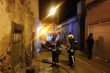 Incendio sofocado en una vivienda antigua de Los Llanos de Telde (Foto TA)