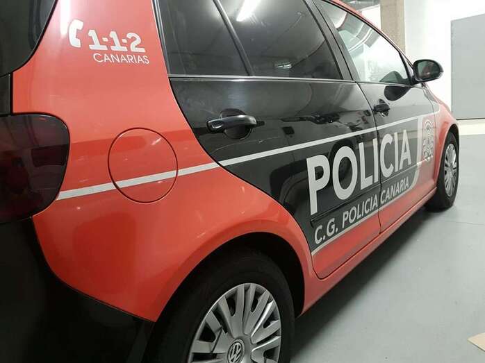 Imagen de archivo de un vehículo de la Policía Canaria (Foto TA)