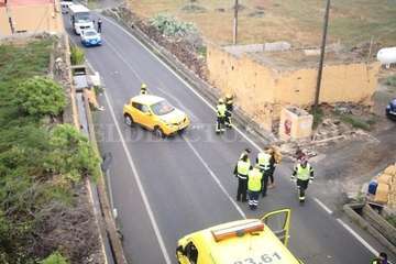Accidente de tráfico en el Callejón del Castillo (Foto TA)