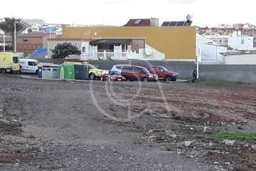 Un helicóptero de Salvamento Marítimo rescata del mar de La Garita a una persona en apuros (Foto TA)