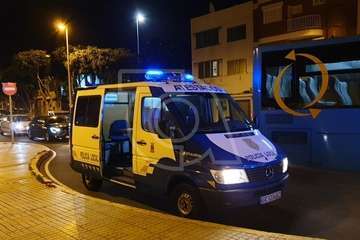 Un motorista atropella a una persona joven en un paso de peatones en Salinetas (Foto TA)