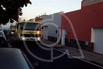 Incendio en un inmueble de La Garita (Foto TA)