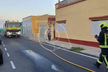 Incendio en un inmueble de La Garita (Foto TA)