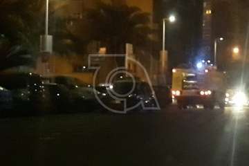 Arde de madrugada el cogollo de una palmera en el Valle de Jinámar (Foto TA)