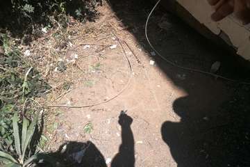 Una mujer cae al vacío desde un bloque de viviendas de Jinámar (Foto TA)