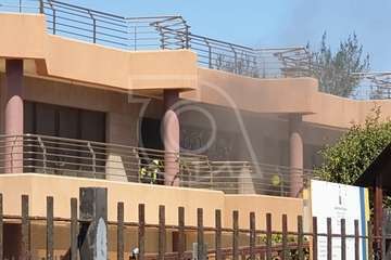Nuevo incendio en el edificio comercial abandonado de La Garita (Foto TA)