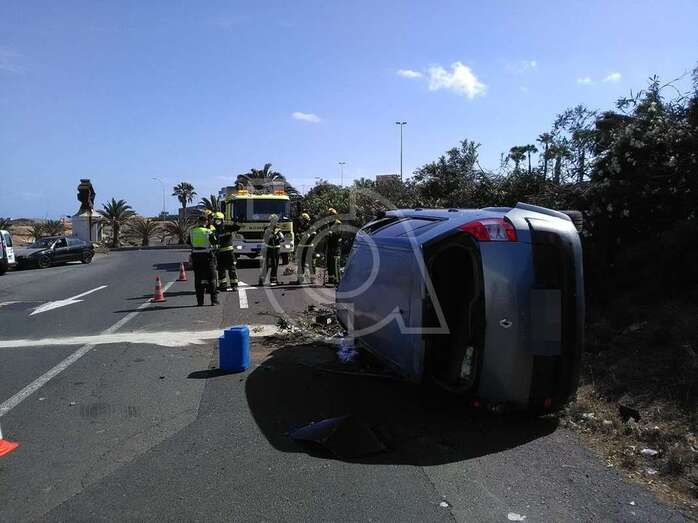 Estado en que quedó el vehículo (Foto TA)