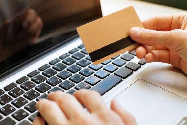 Compra on line (Foto TA)