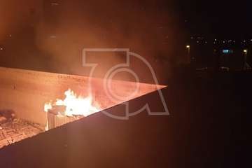  Incendio en la abandonada finca histórica de las Tres Suertes en Telde (Foto TA)