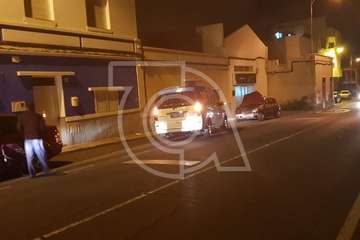 Aparatoso accidente en la carretera del casco de Telde a El Calero (Foto TA)