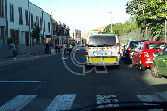 Evacuada una vecina de San Juan que sufrió una caída en su casa cuando estaba sola (Foto TA)