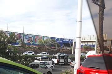 Vuelca un vehículo en la GC-1 frente al Parque Empresarial de Melenara (Foto TA)