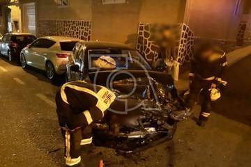 Aparatoso choque frontal de dos vehículos en la carretera de La Pardilla (Foto TA)