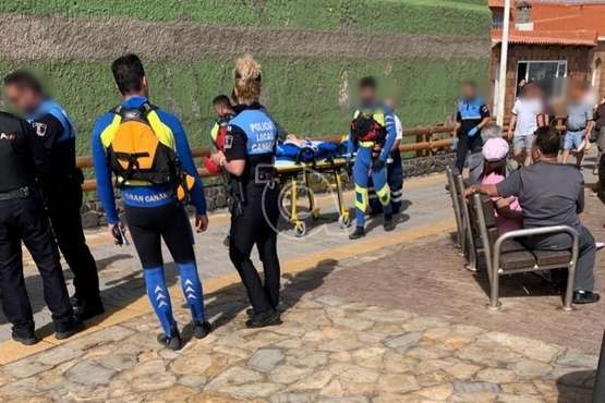  Una mujer, grave al caer seis metros desde el paseo a los riscos en La Garita (Foto TA)