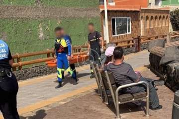  Una mujer, grave al caer seis metros desde el paseo a los riscos en La Garita (Foto TA)