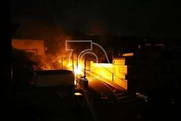 Llamas y humo alarman de madrugada a La Herradura (Foto TA)