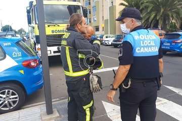Un hombre sufre una caída involuntaria desde 4 metros de altura en el Valle de Jinámar (Foto TA)