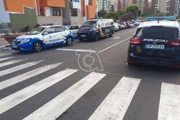 Un hombre sufre una caída involuntaria desde 4 metros de altura en el Valle de Jinámar (Foto TA)