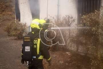 Incendio de un motor de bombeo en un antiguo pozo de Telde (Foto TA)