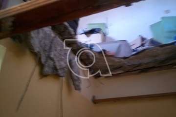 Evacuado un hombre al hospital tras caerle encima el techo de una vivienda en El Calero Alto (Foto TA)