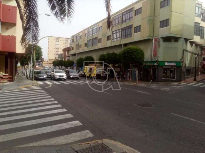 Bomberos en el lugar del suceso (Foto TA)