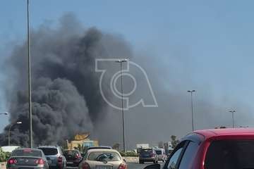 Incendio en la nave industrial de Martínez Cano en El Goro (Foto TA)