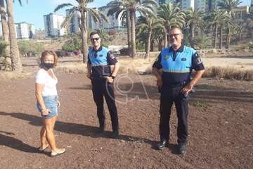 Incendio en un inmueble del Parque de la Mil Palmeras de Jinámar (Foto TA)