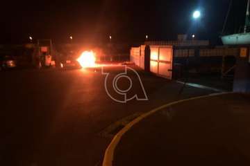 Un furgón y un contenedor calcinados en dos incendios ocurridos en Telde en menos de cuatro horas/TA.