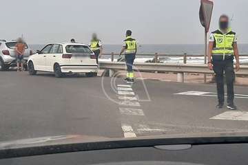 Un herido en una colisión en la rotonda de salida de Jinámar hacia la GC1/TA.
