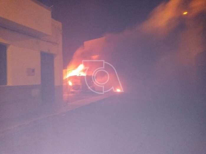 Imagen del incendio de la embarcación/TA.