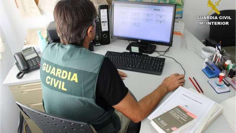 Agente de la Guardia Civil/TA.