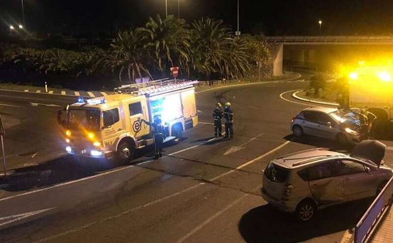 Bomberos de Telde en el lugar del siniestro/C7.