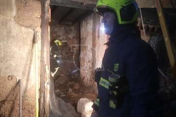 Incendio en un antiguo inmueble de dos plantas en San Antonio-Telde/TA.