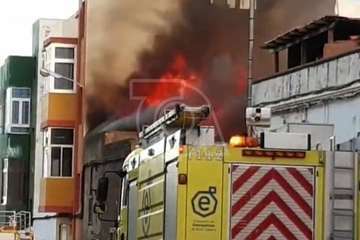 Incendio en un antiguo inmueble de dos plantas en San Antonio-Telde/TA.