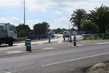 Atropellan a un ciclista en la rotonda de Los Pajaritos/TA.