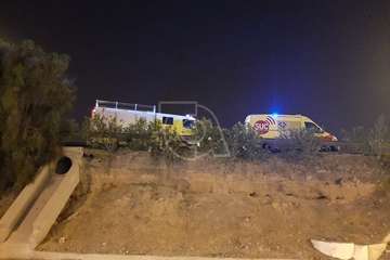  Vuelco de un vehículo caravana en la GC-1, a la altura de La Mareta (Telde)/TA.