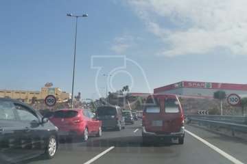 Dos vehículos implicados en una colisión en la GC-1, a la altura de El Goro (Telde)/TA.