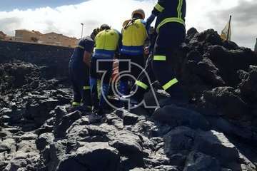  Un anciano evacuado al Hospital Insular tras sufrir una caída en los riscos de La Garita/TA.