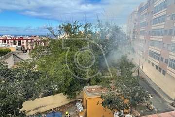 Enésimo incendio en unas dependencias en desuso del casco de Telde/TA.