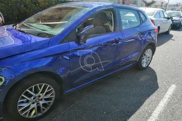 Un turismo vuelca en una calle sin salida de San Juan de Telde/TA.